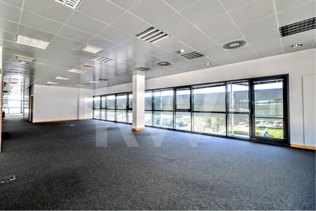 Arrenda Escritrio Prime 183 m2 no TAGUS PARK