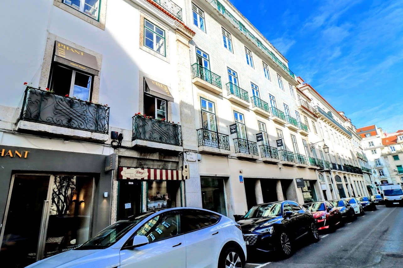 Escritório para 3 Pessoas no Chiado