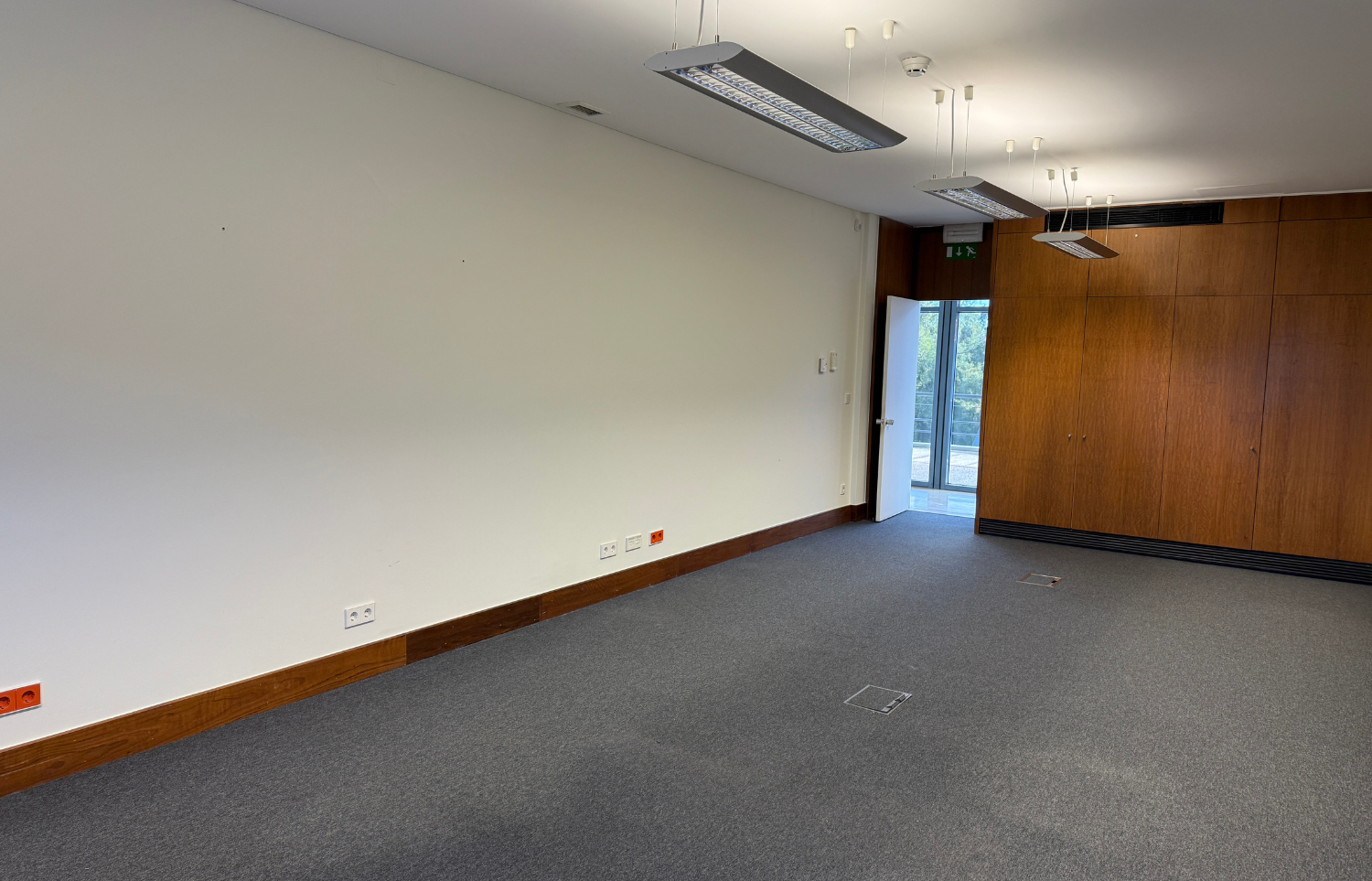 Escritrio de 44 m  Ncleo Central do Taguspark