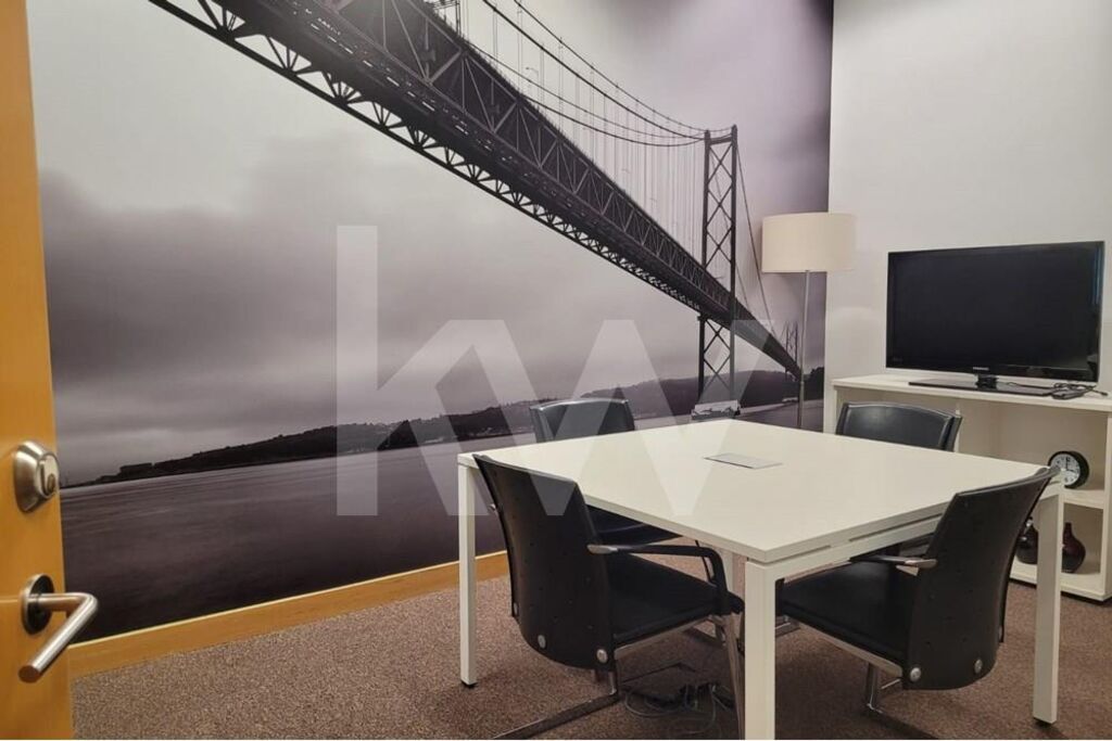 Escritrio com 8,5 m2 na Quinta da Fonte com todas as Solues para o Sucesso da sua Empresa