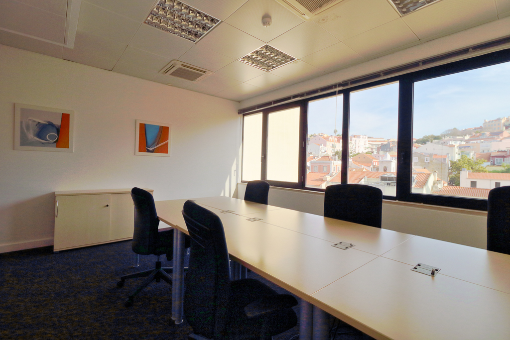 Escritrio Prime de 12 pessoas para Arrenda em plena Avenida da Liberdade Descrio