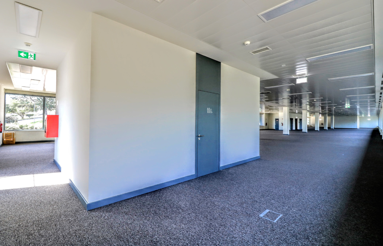 Escritrio Inovao com 447 m2 no TAGUSPARK