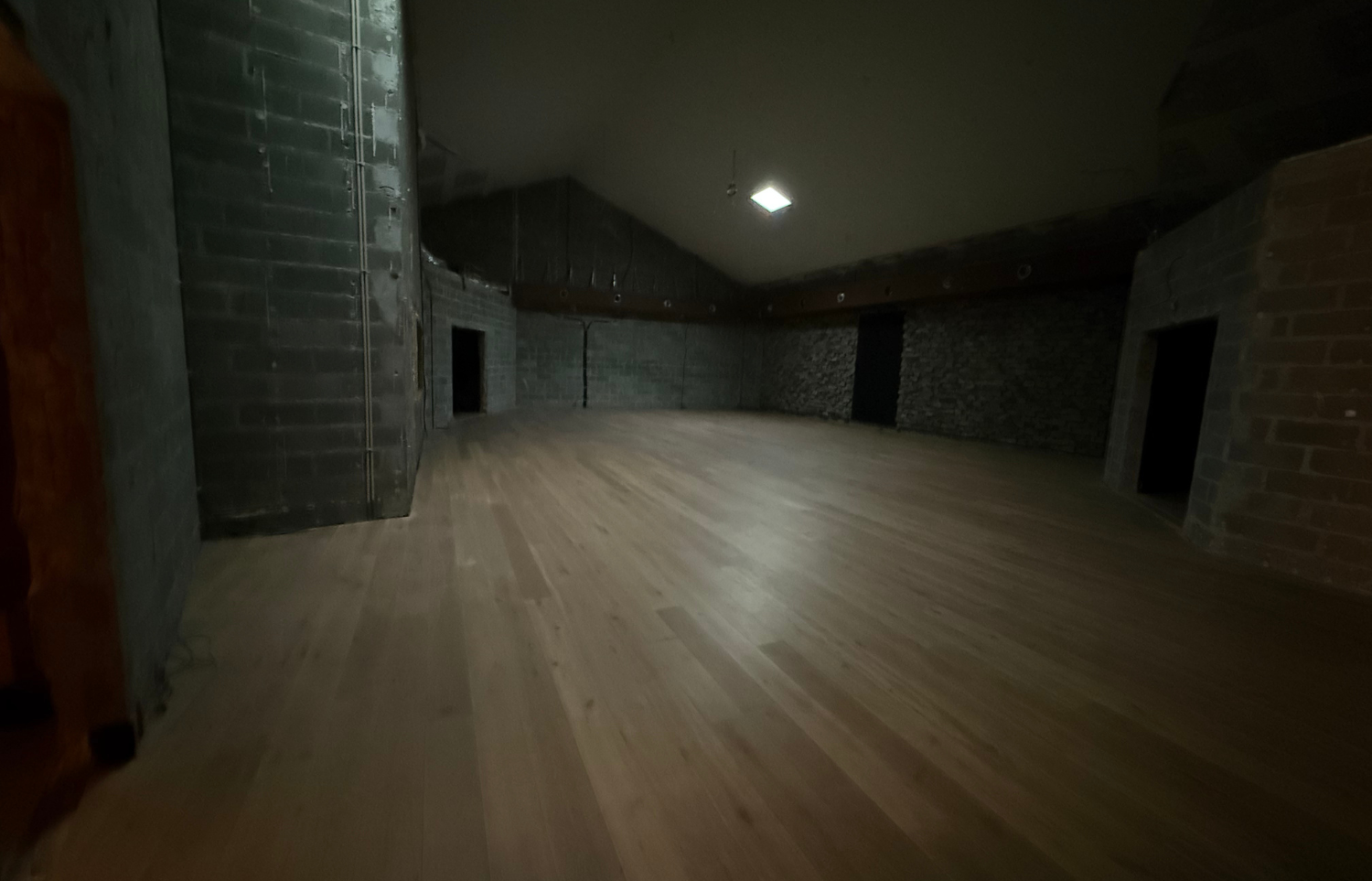 Edifcio Exclusivo para Arrendamento em Pao de Arcos | 1000 m | Estacionamento Privativo