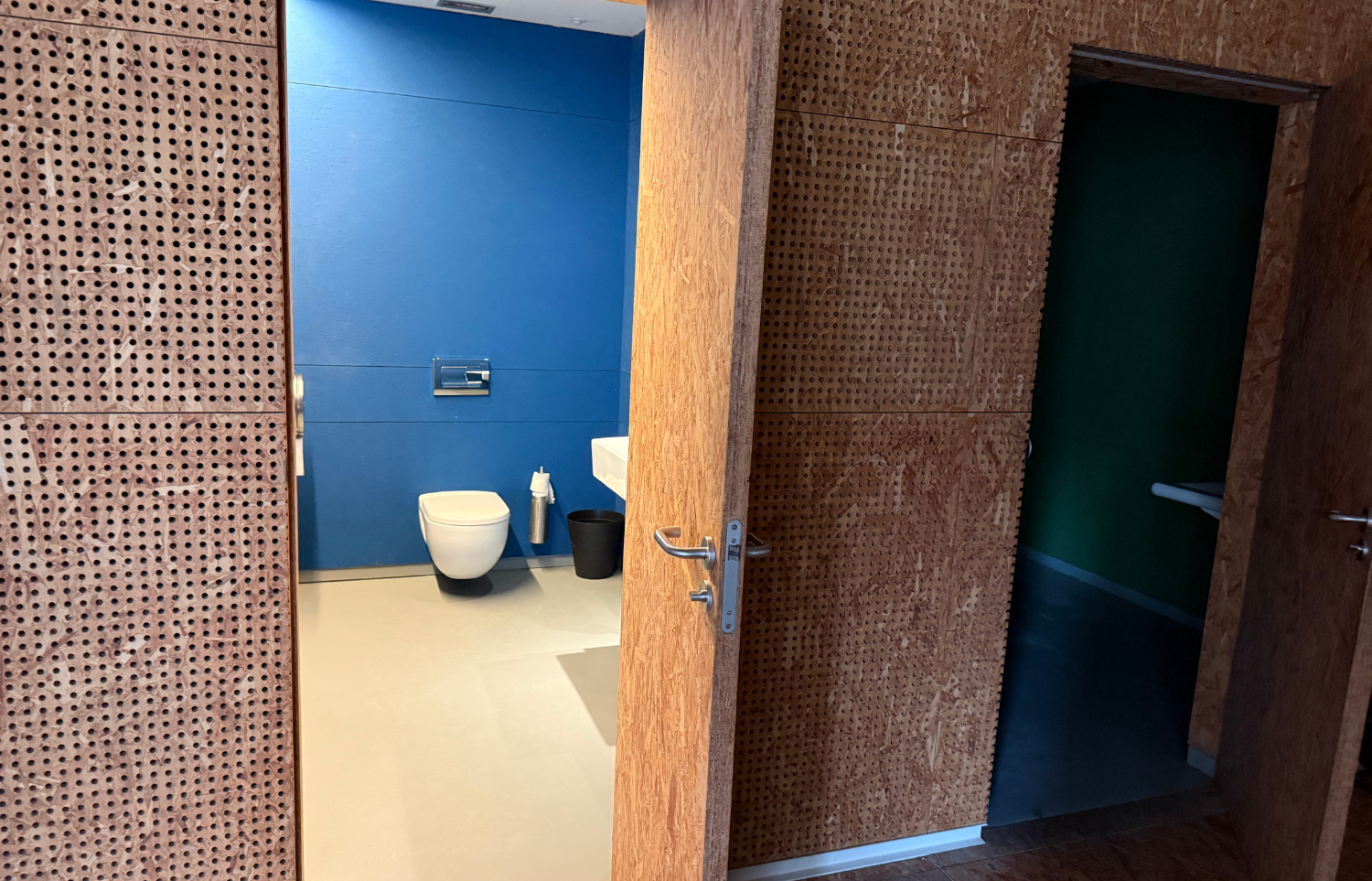 Edifcio Exclusivo para Arrendamento em Pao de Arcos | 1000 m | Estacionamento Privativo