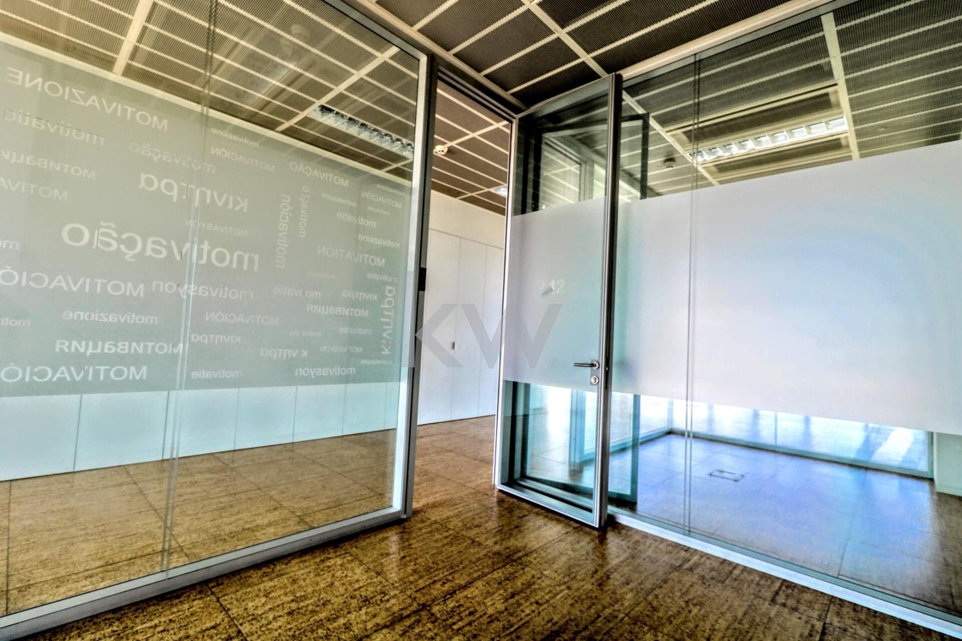 Escritrio Excellence com 858 m no Edifcio Poente | Taguspark