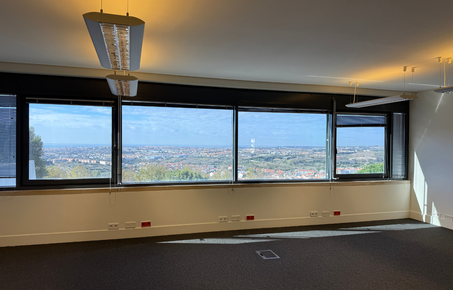 Escritrio de 91 m  Ncleo Central do Taguspark