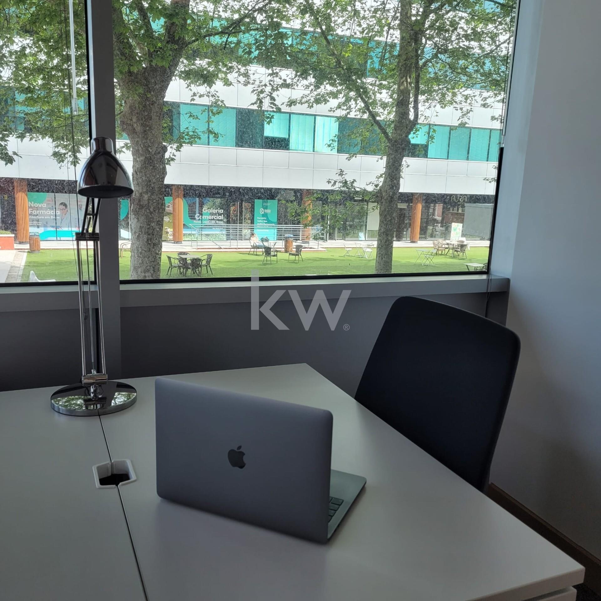 Escritrio com 11,5 m2 para Arrendamento com Todas as SOLUES para a sua Empresa