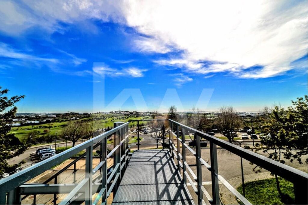 Escritrio Inovao 1970 m2 no TAGUS PARK