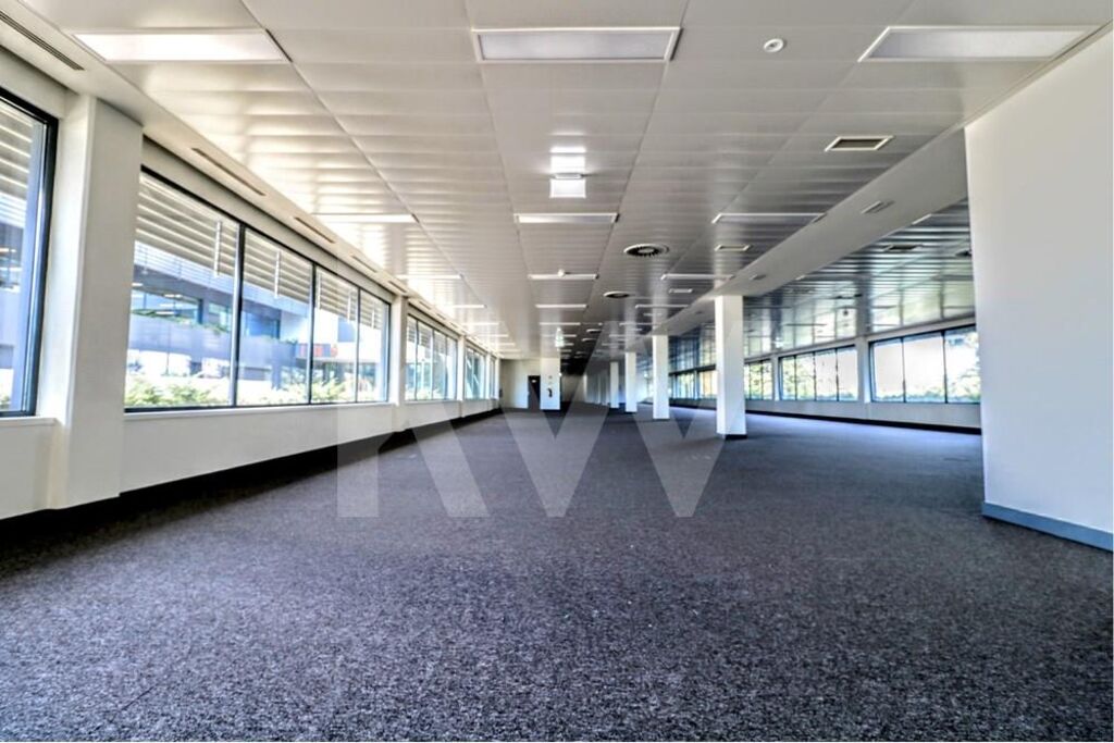 Escritrio Inovao 1970 m2 no TAGUS PARK