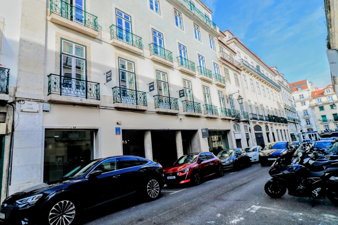 Escritório para 4 Pessoas no Chiado